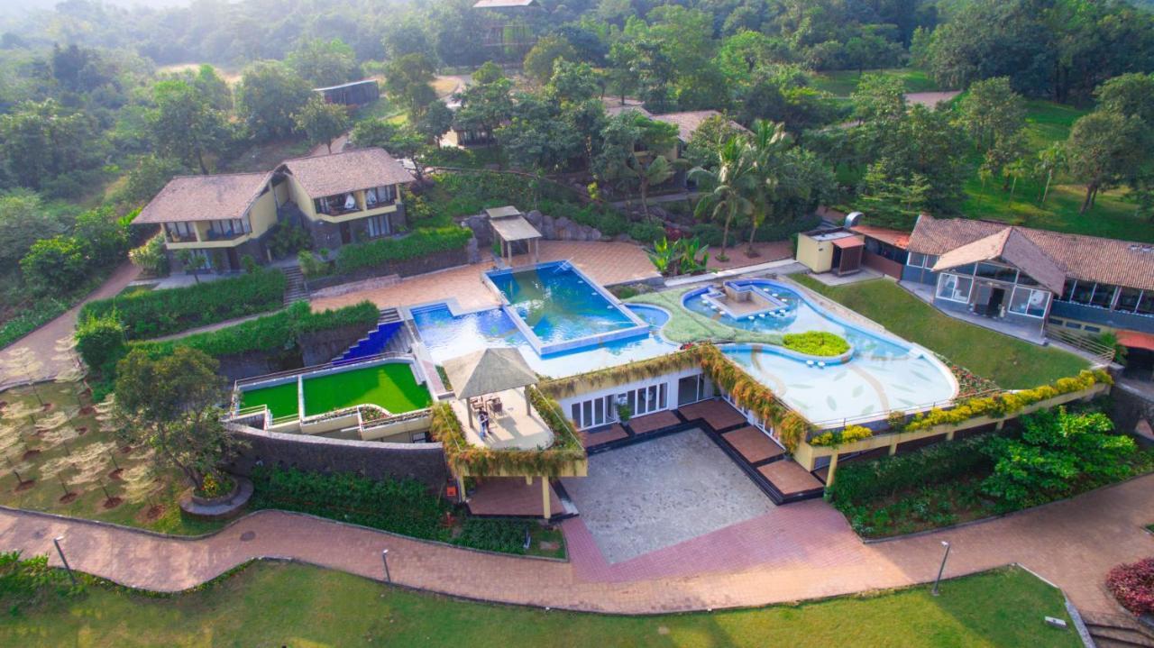 Encore A Boutique Resort Mulshi Esterno foto